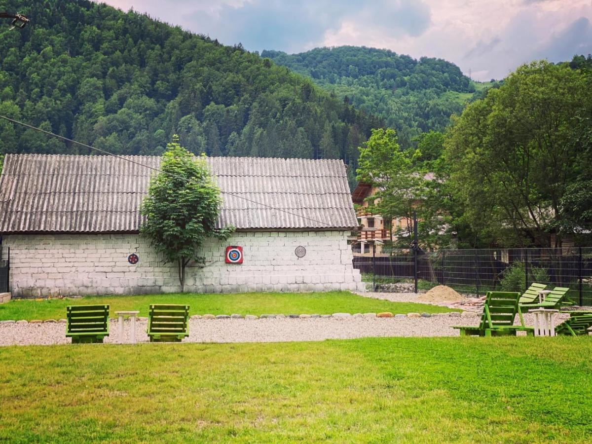 Maison Platanus Войняса Екстериор снимка