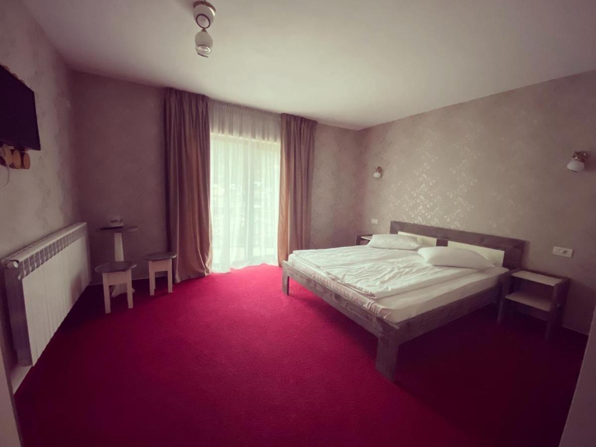 Maison Platanus Войняса Екстериор снимка