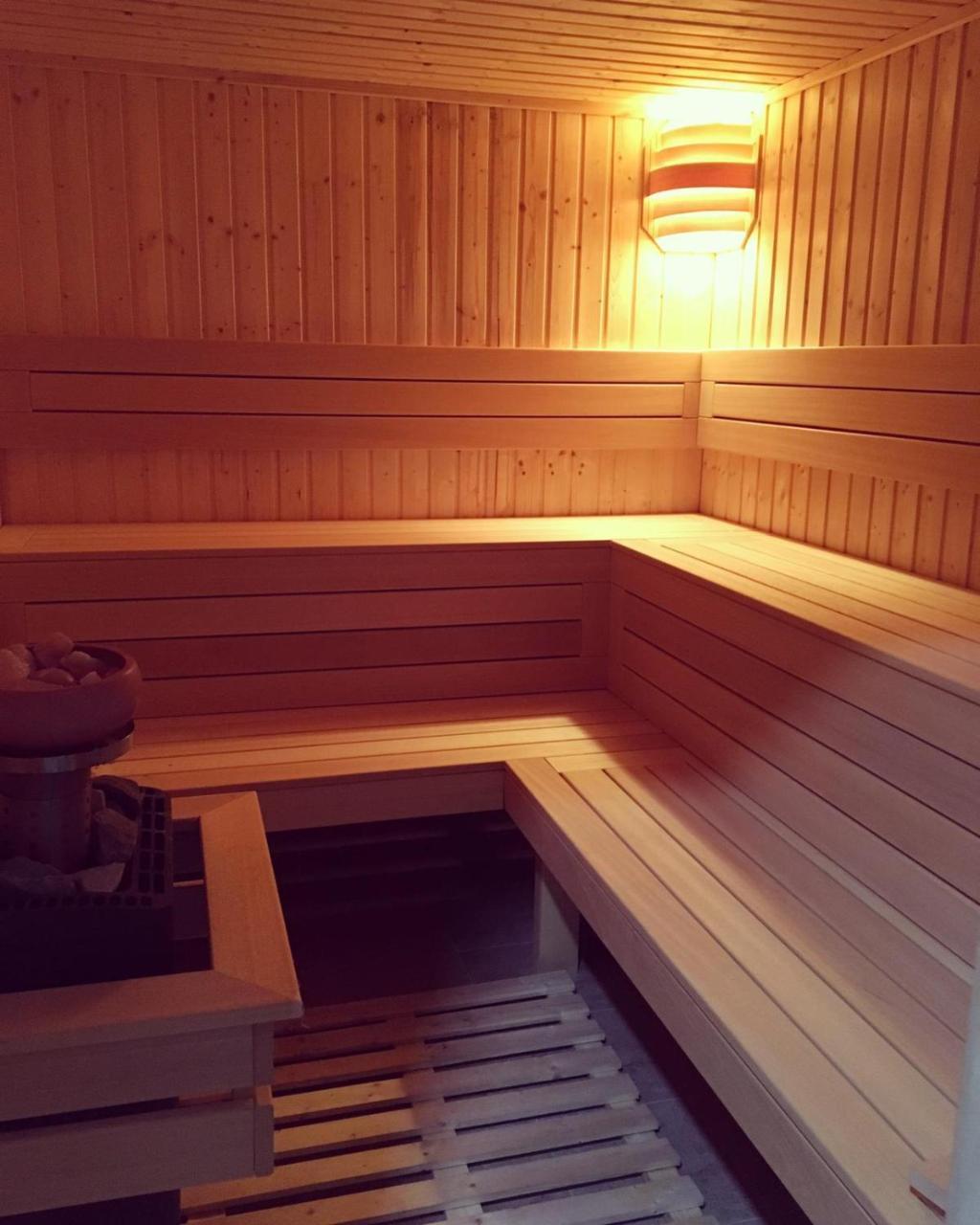 Maison Platanus Войняса Екстериор снимка